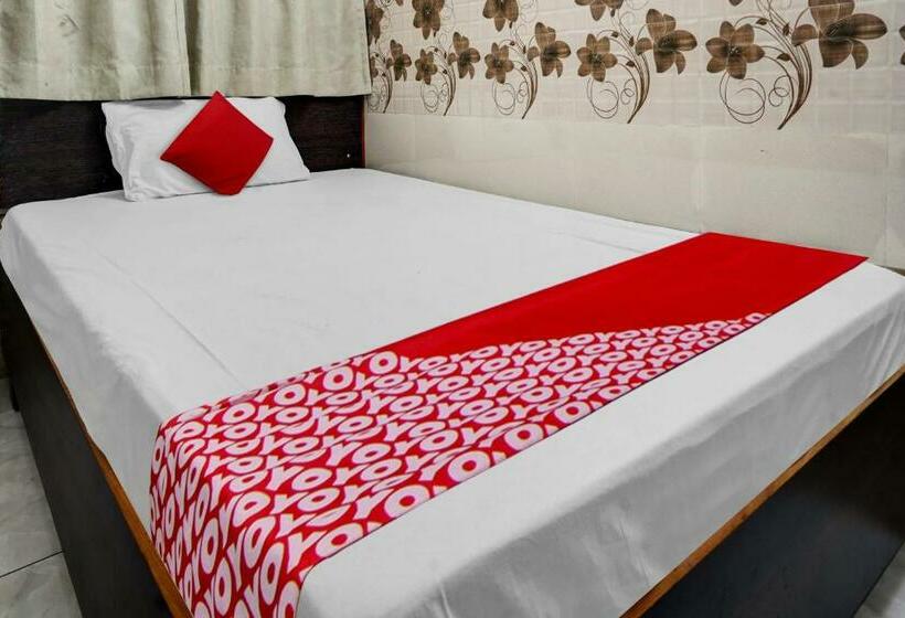 Трехместный Номер Классика, Oyo Flagship 80641 Sri Mahalakshmi Lodge