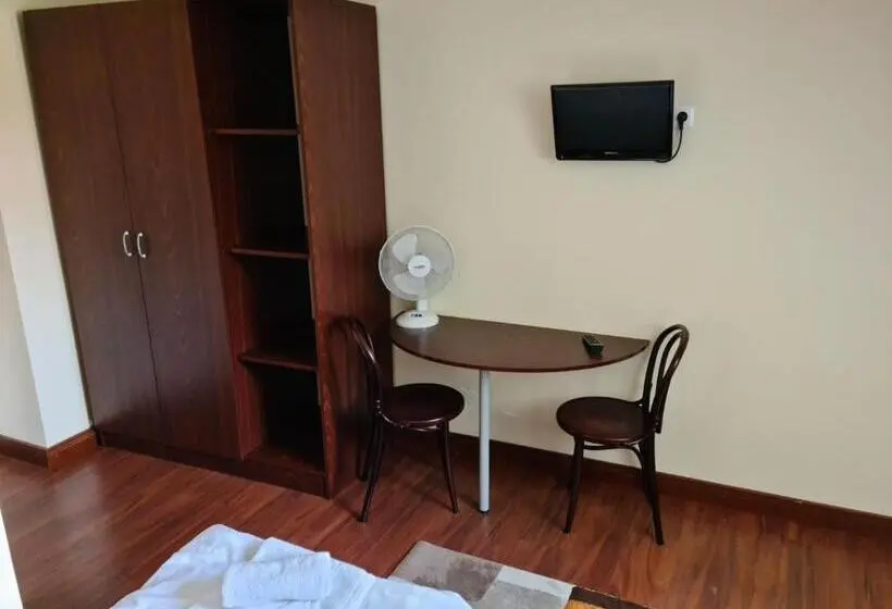 スタンダード４人部屋, Teleki Wattay Kastélyszálló