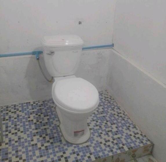 Standardrum Delat Badrum, Golden Snake Guesthouse Beach