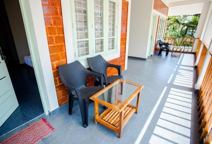 带大床的标准间, Ocean View Beach Villa Varkala By Voye Homes