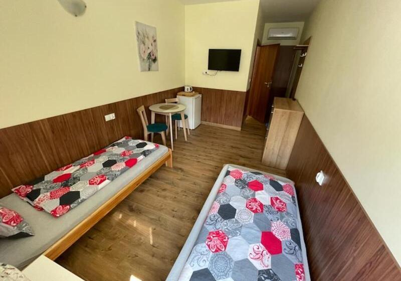 スタンダードルーム, Noclegi