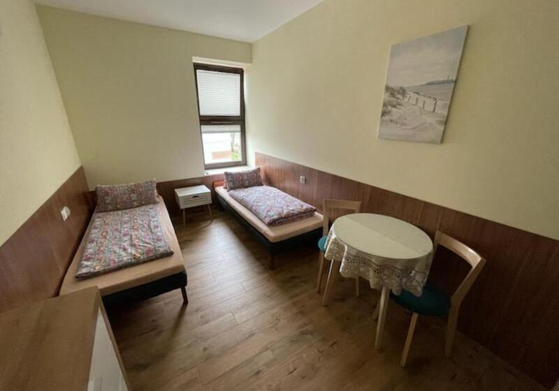 スタンダードルーム, Noclegi