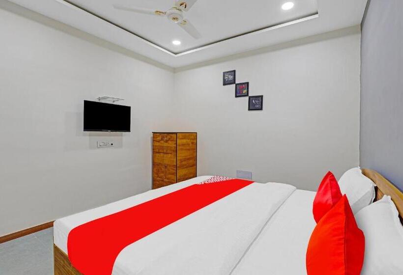 اتاق کلاسیک سه تخته, Super Hotel O King S Land