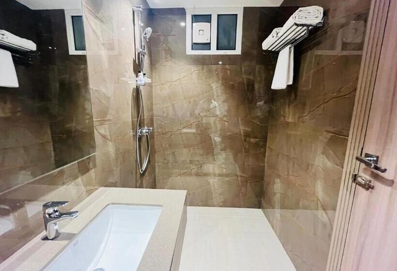 デラックスルーム, The Royal Vista