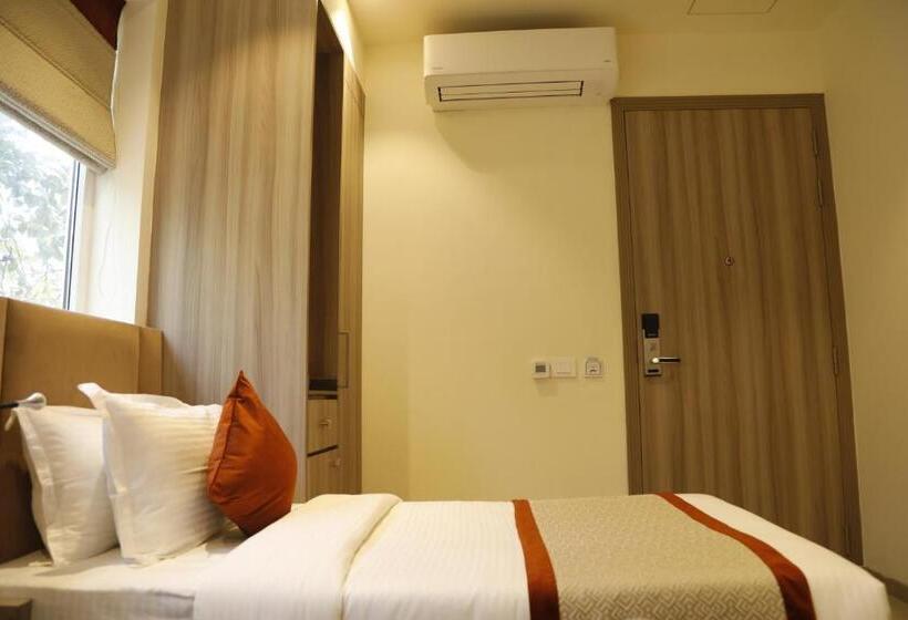 デラックスルーム, The Royal Vista