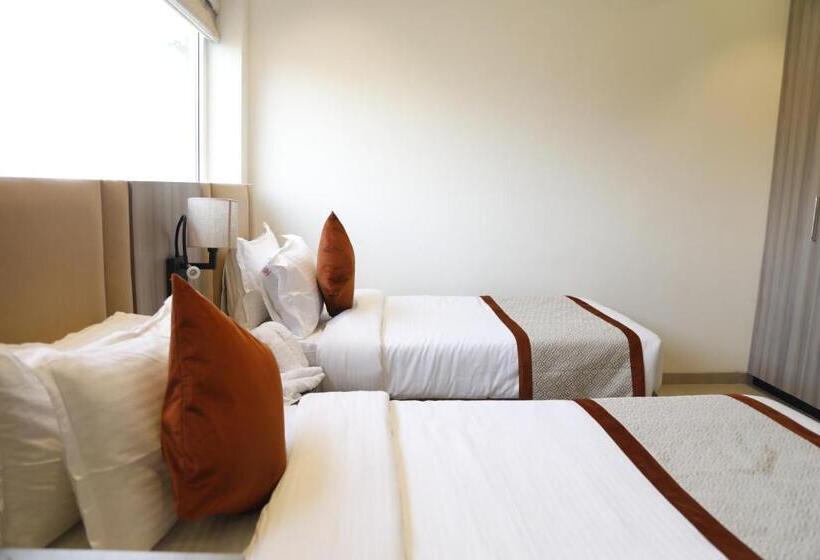 デラックスルーム, The Royal Vista