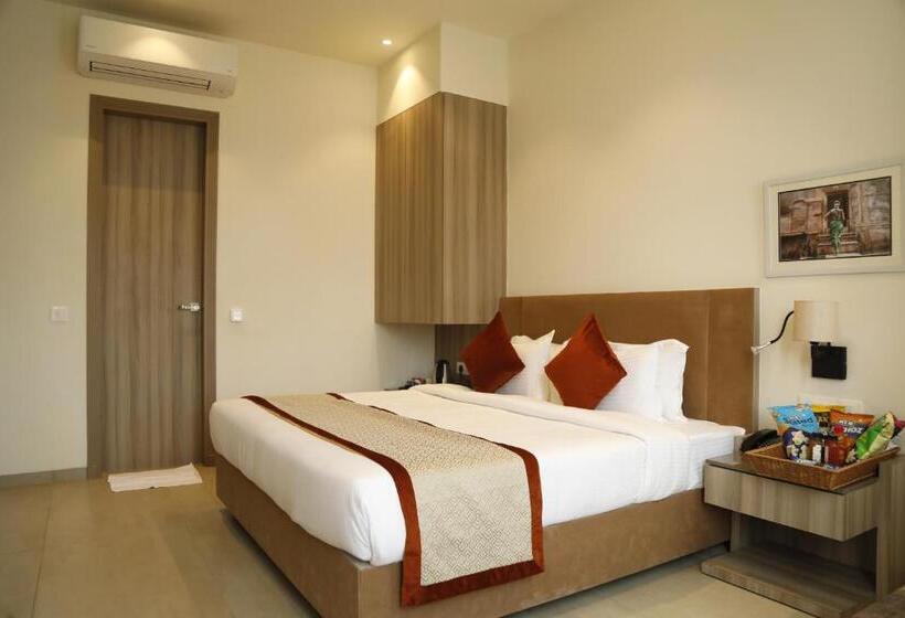 スタンダードルーム, The Royal Vista