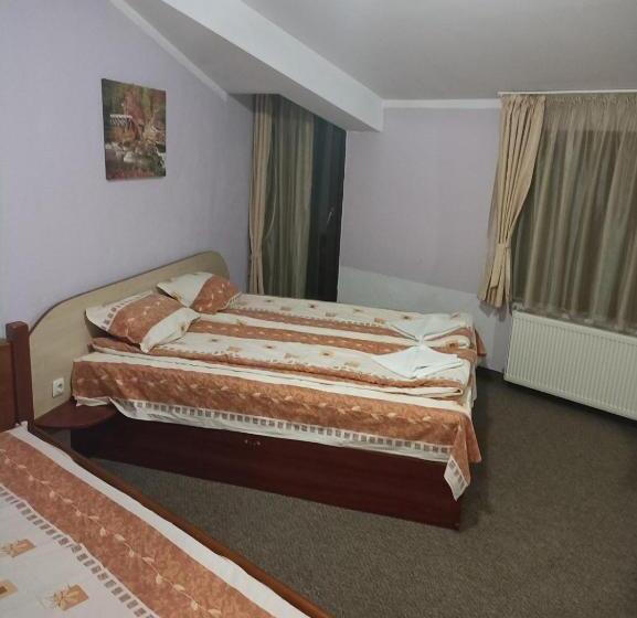 스탠다드 트리플 룸, Petar Guest House