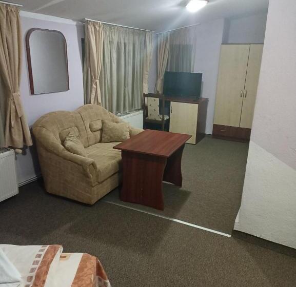 스탠다드 트리플 룸, Petar Guest House