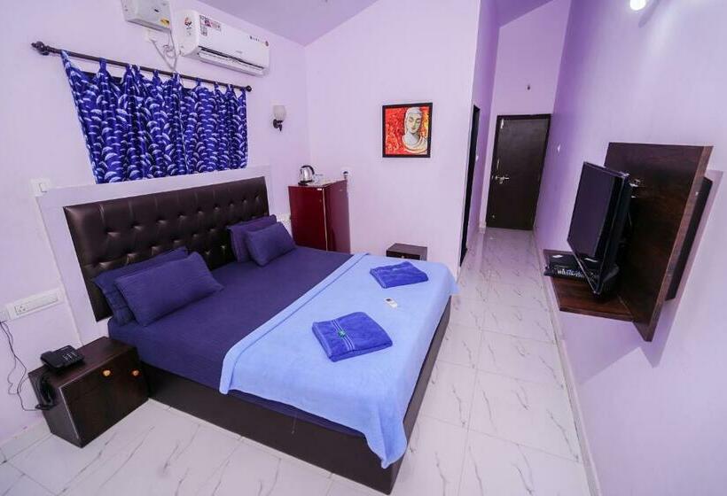 Стандартный Номер Кровать Кинг, Swati