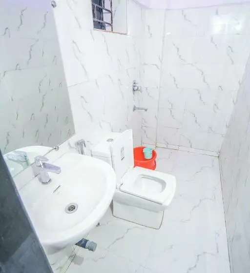 Habitació Triple Deluxe, Swati