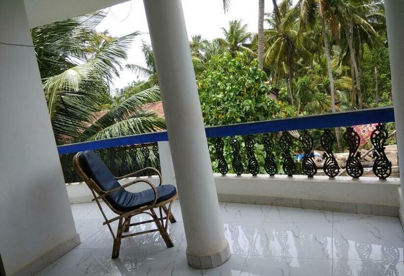 Трехместный Номер Deluxe, Swati