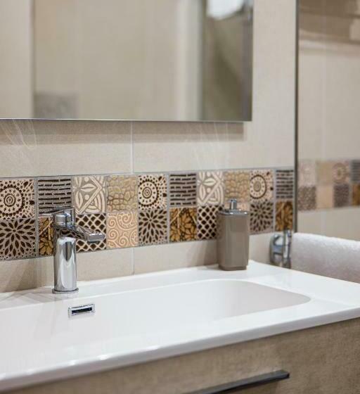 غرفة ديلوكس رباعية, A Due Passi   Guest House