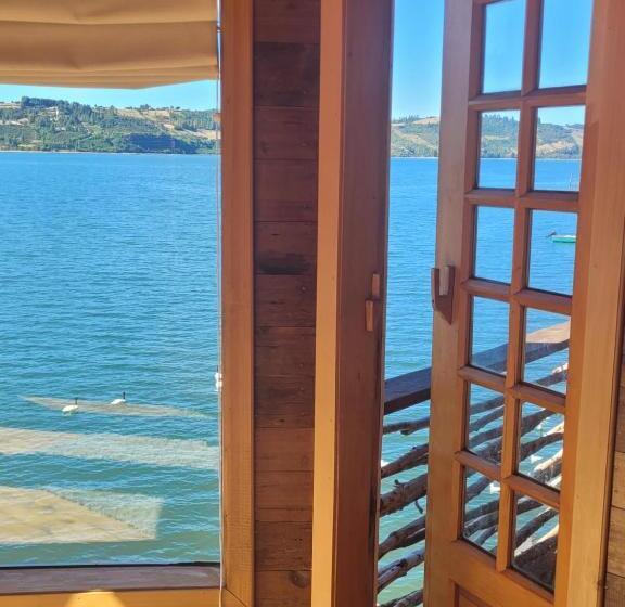 Deluxe Suite King Bed, Alma Chilota