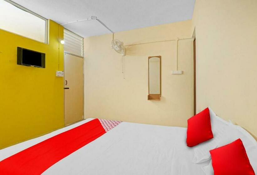 חדר קלאסי לשלושה, Flagship Sri Sai Boarding And Lodging