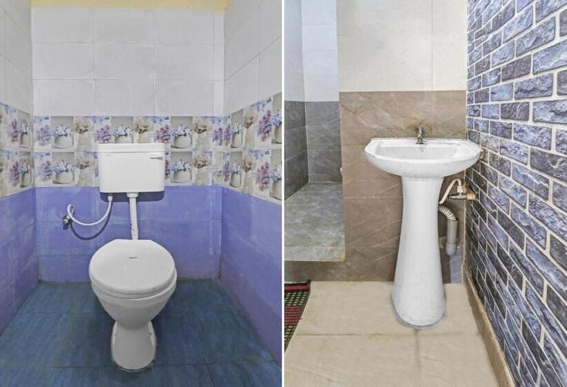חדר קלאסי לשלושה, Flagship Sri Sai Boarding And Lodging