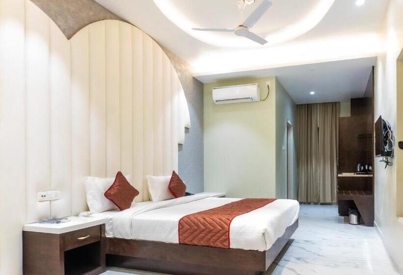 キングサイズベッドのスタンダードルーム, The Kamoda Resort