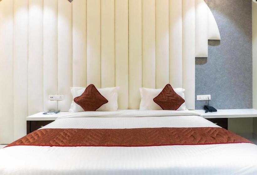 キングサイズベッドのスタンダードルーム, The Kamoda Resort