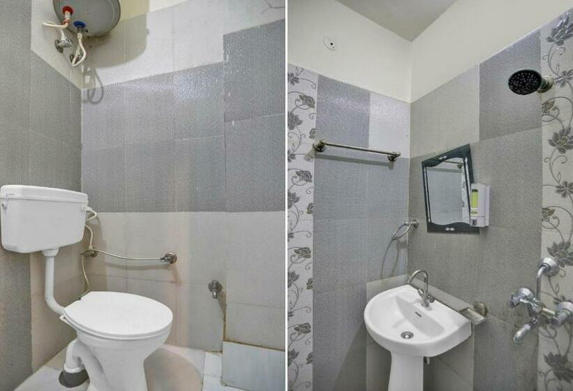 Трехместный Номер Классика, Spot On Hotel Harmony