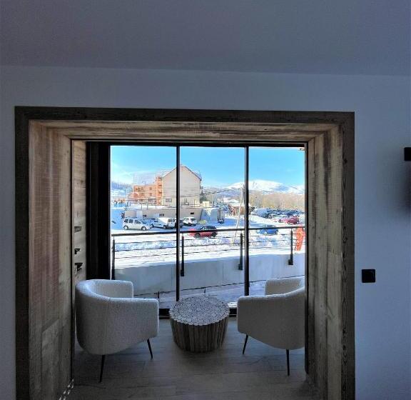Номер Deluxe, Appart Hôtel Le Jas