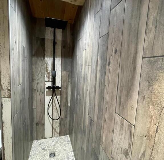 סוויטה משפחתית, Appart Hôtel Le Jas