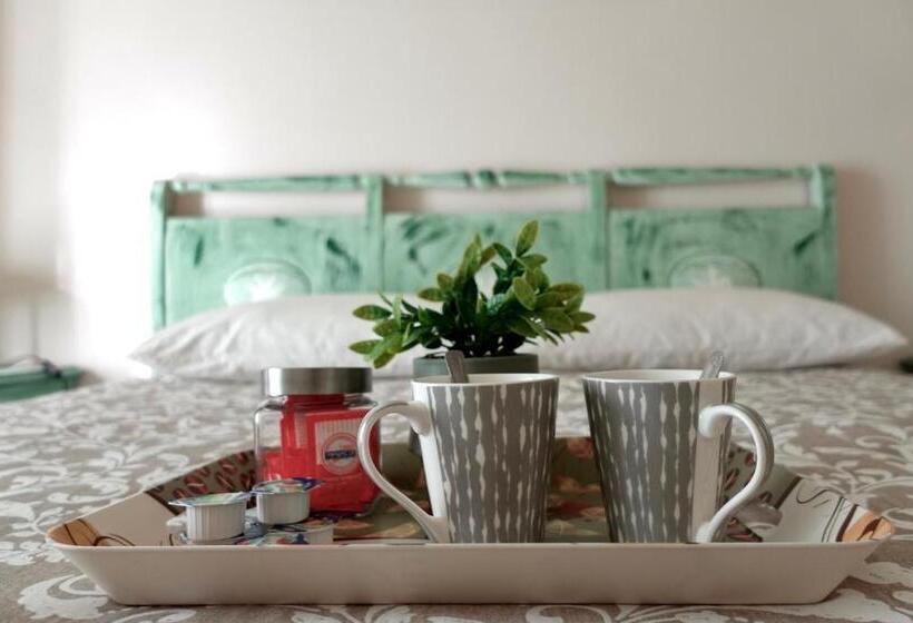 Balkonlu Standart Oda, Imperial Room