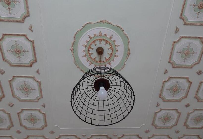 Balkonlu Standart Oda, Imperial Room