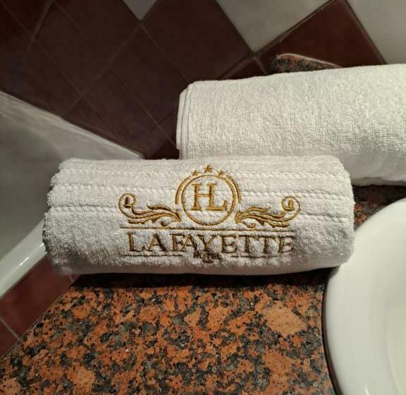 اتاق استاندارد, Lafayette