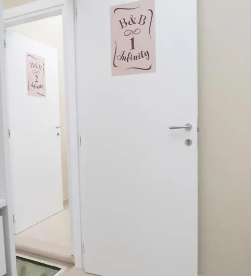 Pokój Standard z Balkonem, B & B Infinity