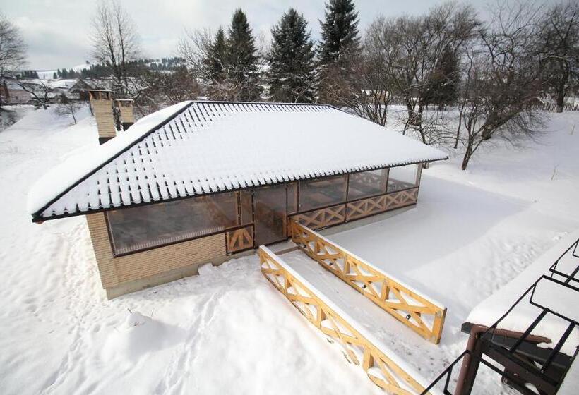 غرفة قياسية مزوَّدة بشُرفة, Ducatul Bucovinei