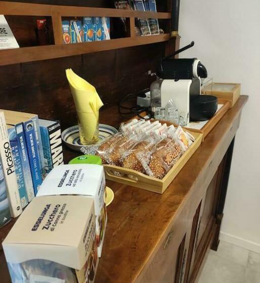 Номер Deluxe, Fuoriorbita