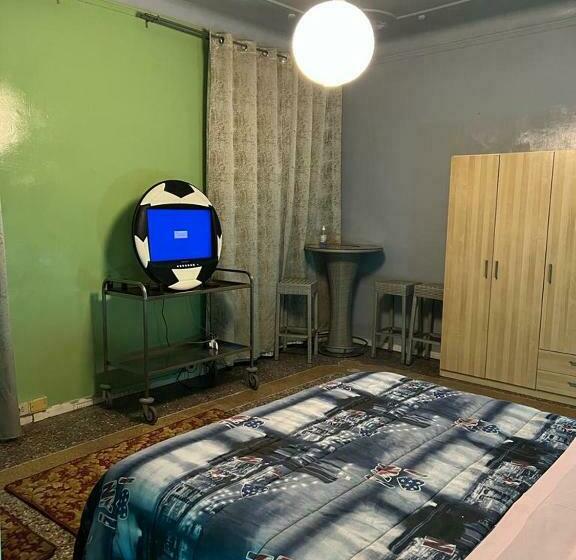 Ortak Banyolu Aile Odası, Green House