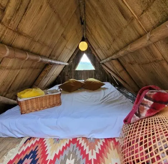 Standard Tent, Hostal Mostaza