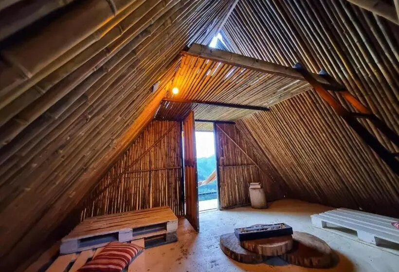 Talo 1 Makuuhuone, Hostal Mostaza