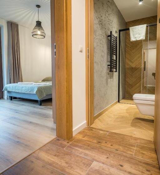 דירת שני חדרים, Rezerwat Ustrzyki Górne