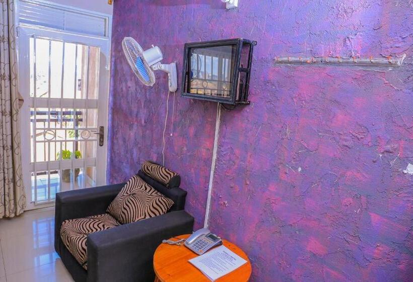 اتاق اکونومی, Precise Motel