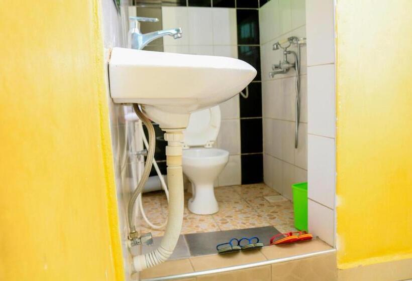 اتاق اکونومی, Precise Motel