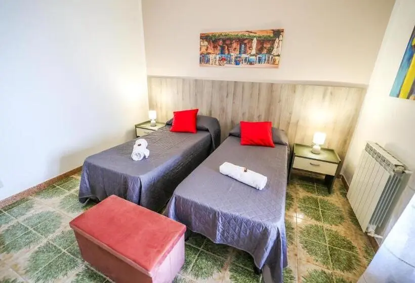 Standard room with outdoor bath, B&b Giardino Dei Cedri