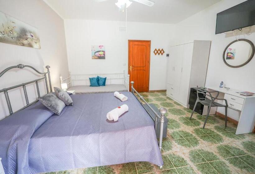 Трехместный Номер Стандарт Вид на Сад, B&b Giardino Dei Cedri