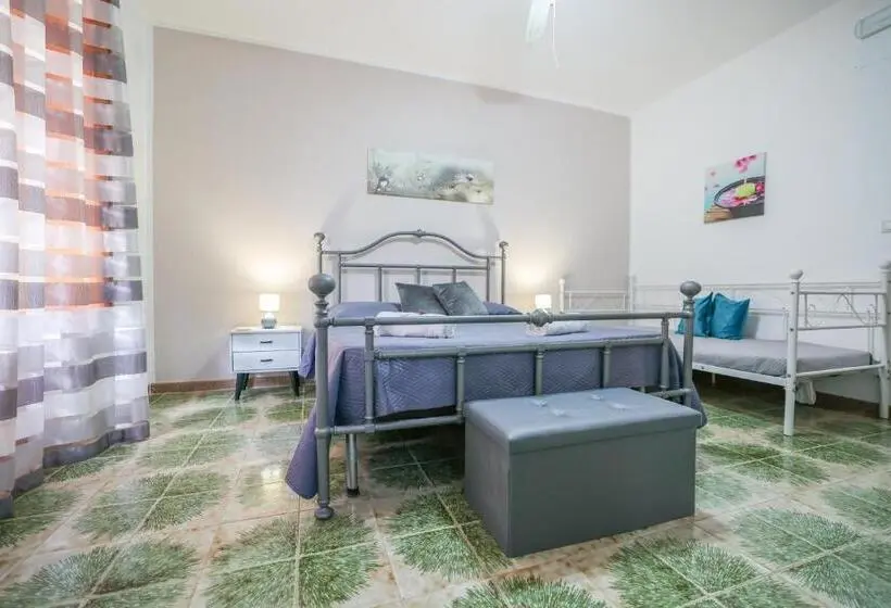 اتاق استاندارد سه تخته با چشم‌انداز باغ, B&b Giardino Dei Cedri