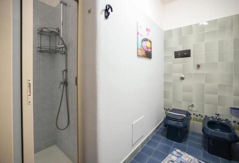 Трехместный Номер Стандарт Вид на Сад, B&b Giardino Dei Cedri