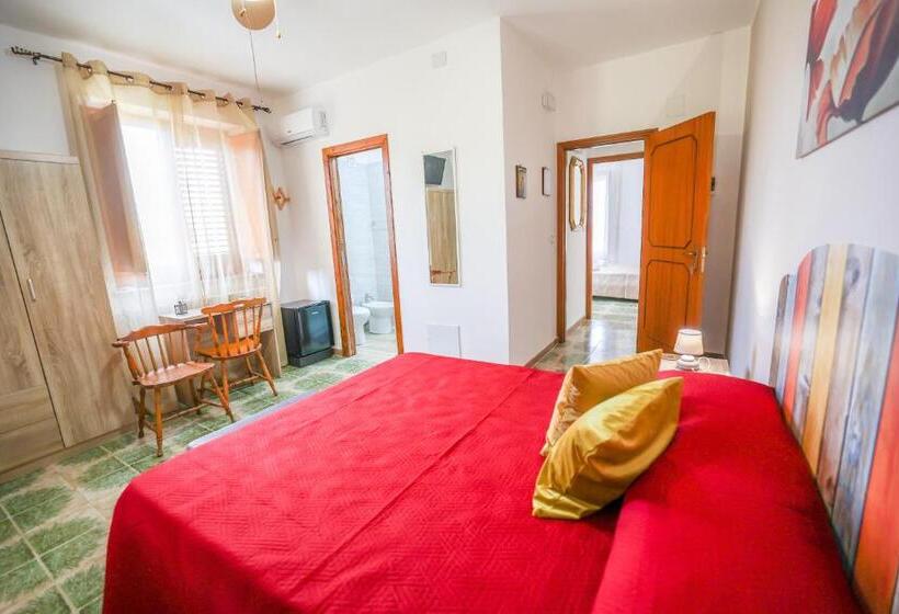 Номер Стандарт Вид на Сад, B&b Giardino Dei Cedri