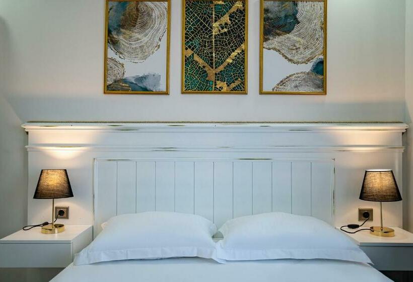 اتاق استاندارد با بالکن, Eluxi̇o Sui̇te