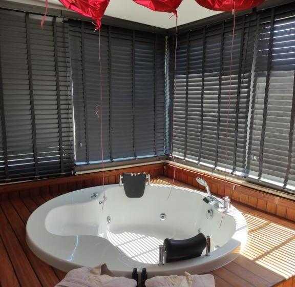 سوییت اجرایی, Eluxi̇o Sui̇te