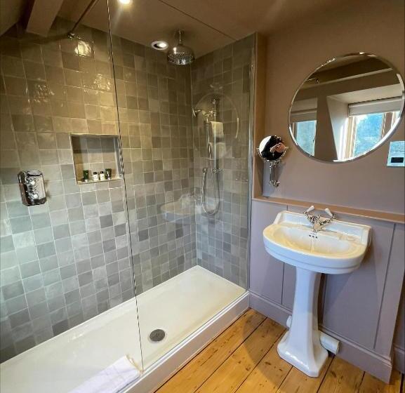 غرفة ديلوكس مطلّة علي الحديقة, Holbrook Manor & Spa