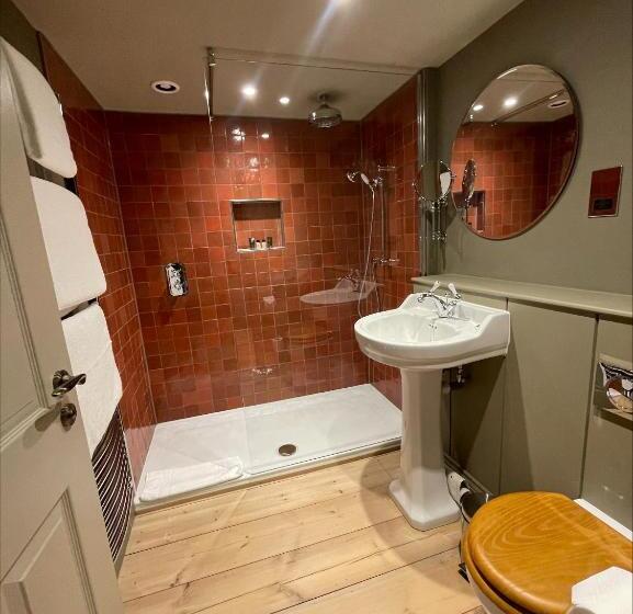 غرفة ديلوكس, Holbrook Manor & Spa