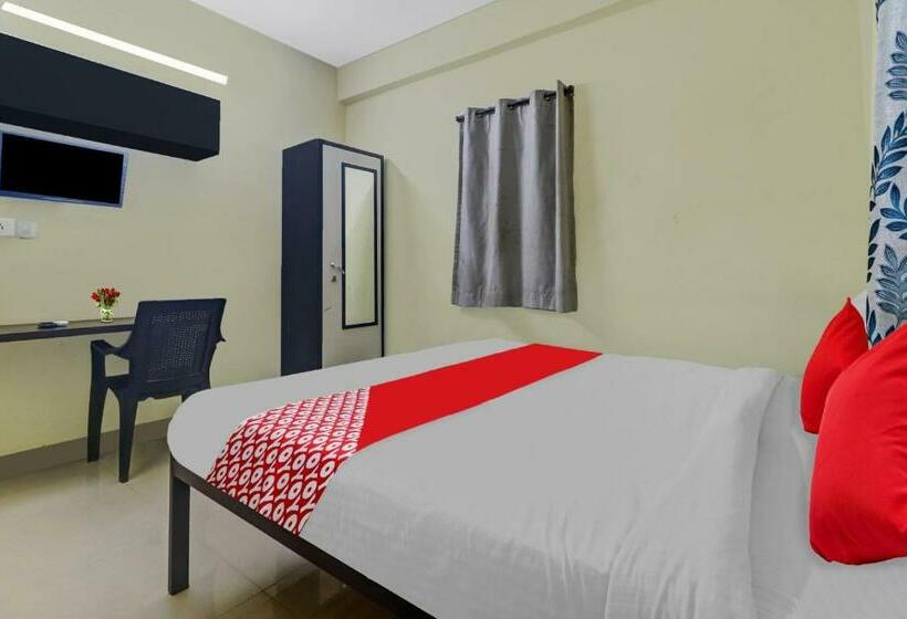 اتاق کلاسیک سه تخته, O Ruby Grand Inn Nallagandla