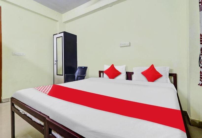 غرفة كلاسيكية ثلاثية, O Ruby Grand Inn Nallagandla