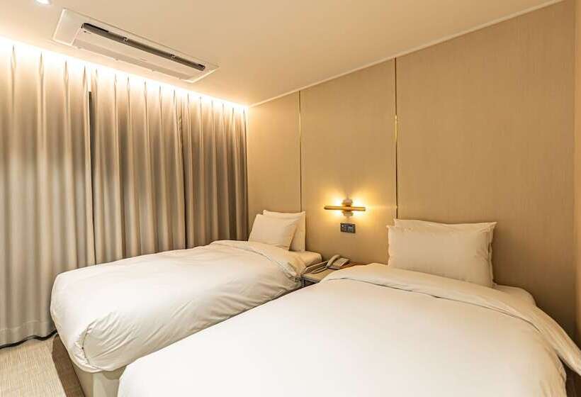 Номер Стандарт, The Grang Seogwipo