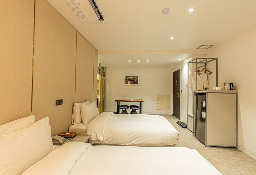 Семейный Номер, The Grang Seogwipo